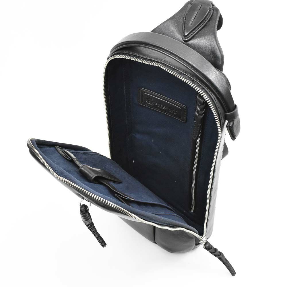 【ポイント最大34.5倍】P.I.Dボディバッグ本革メンズピーアイディー撥水エクリール本革ボディバッグボディバックショルダーバッグワンショルダーバッグ通勤通学ビジネスレザー革ブランドカジュアルPIDピー・アイ・ディーPAZ105