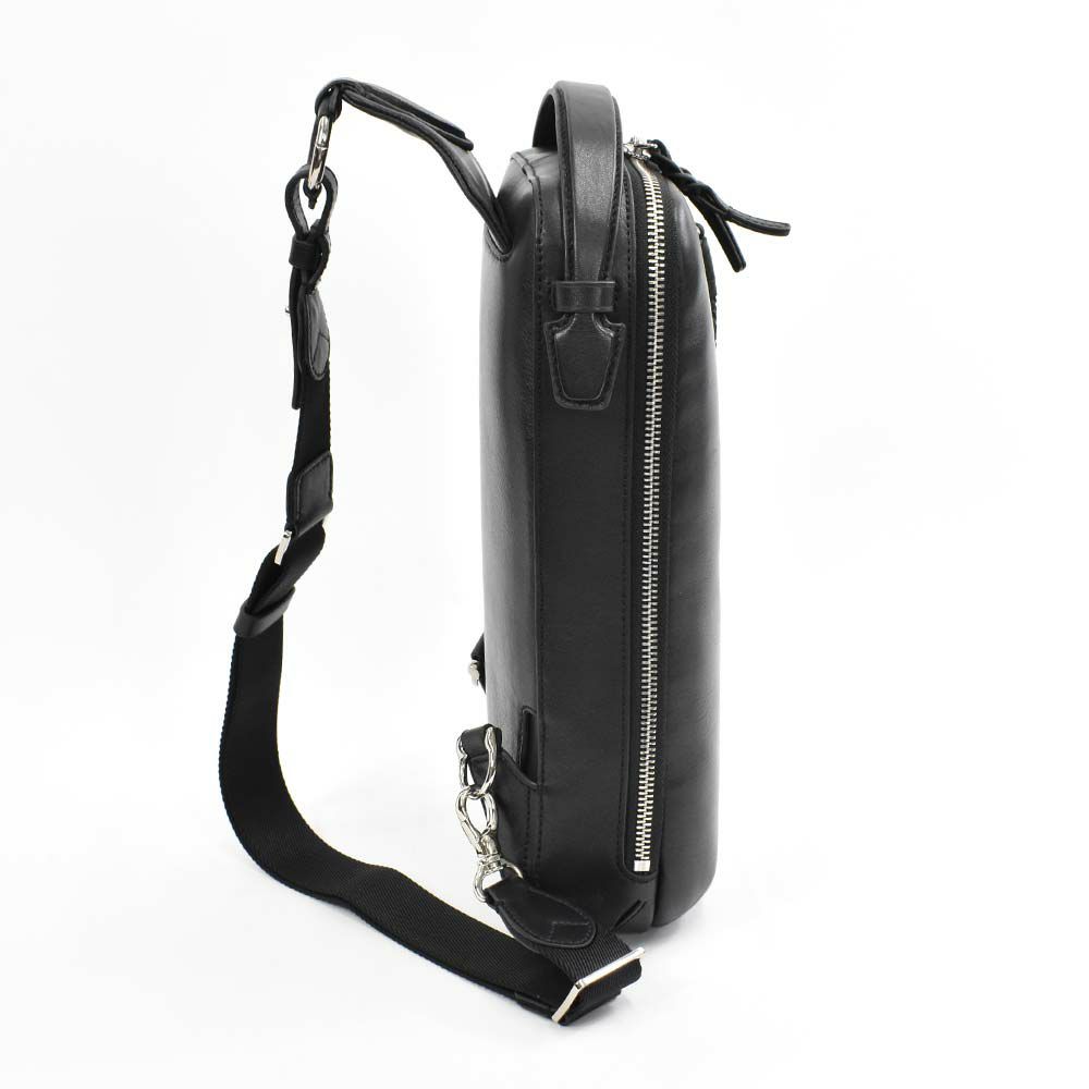 【ポイント最大34.5倍】P.I.Dボディバッグ本革メンズピーアイディー撥水エクリール本革ボディバッグボディバックショルダーバッグワンショルダーバッグ通勤通学ビジネスレザー革ブランドカジュアルPIDピー・アイ・ディーPAZ105