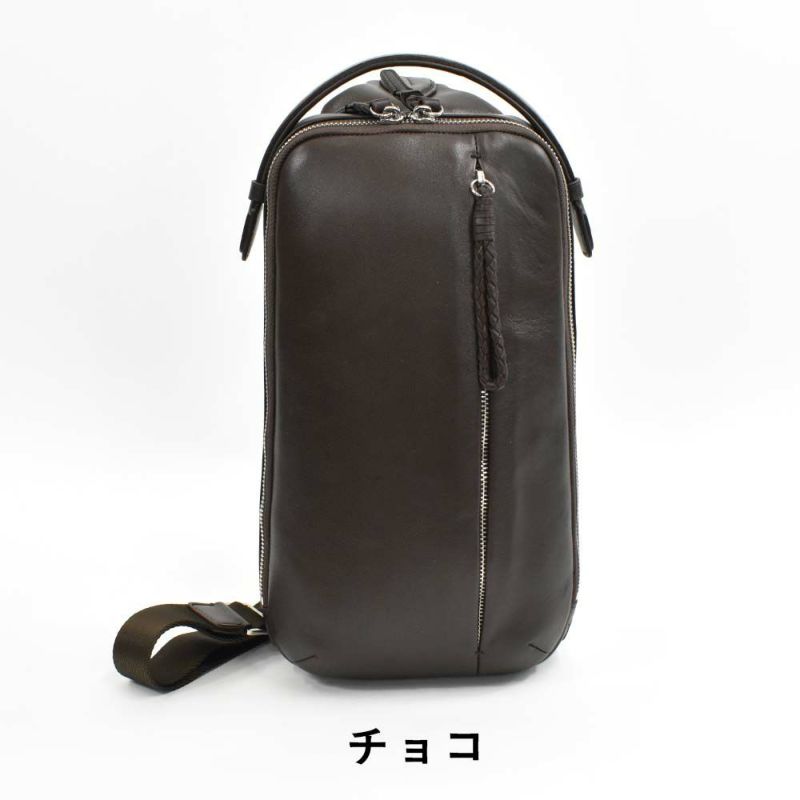 【ポイント最大34.5倍】P.I.Dボディバッグ本革メンズピーアイディー撥水エクリール本革ボディバッグボディバックショルダーバッグワンショルダーバッグ通勤通学ビジネスレザー革ブランドカジュアルPIDピー・アイ・ディーPAZ105