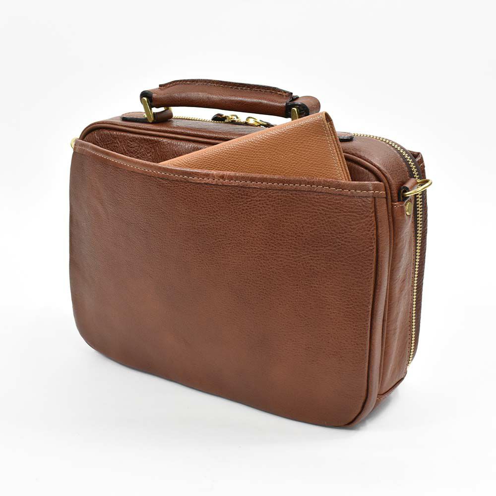 青木鞄ショルダーバッグB5サイズバッグメンズLugardラガードNEVADAネヴァダネバダ本革レザー2wayビジネスバッグショルダーショルダーバック肩掛けバッグ肩掛けカバン日本製プレゼント男性ブランド大人5138