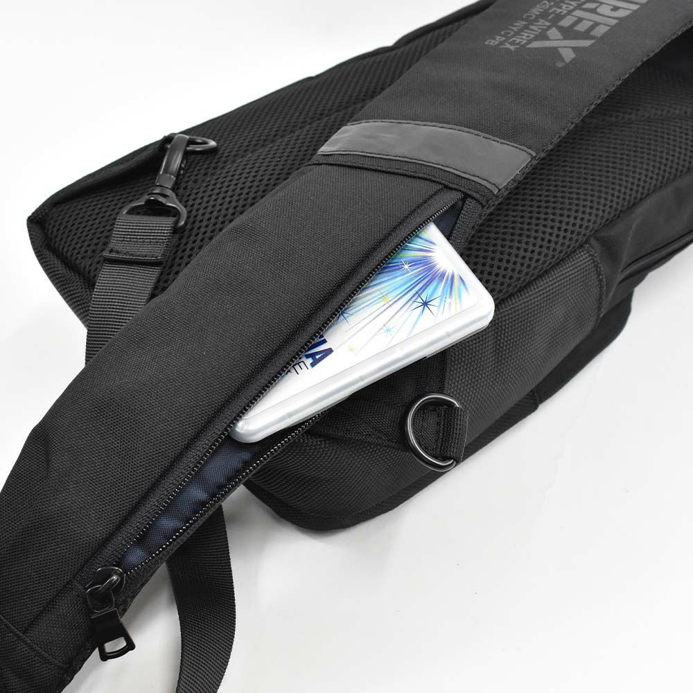 AVIREXボディバッグB5メンズ大容量アビレックスバッグショルダーバッグアヴィレックスボディバックボディーバッグブランド人気軽量かっこいいミリタリーAVX601