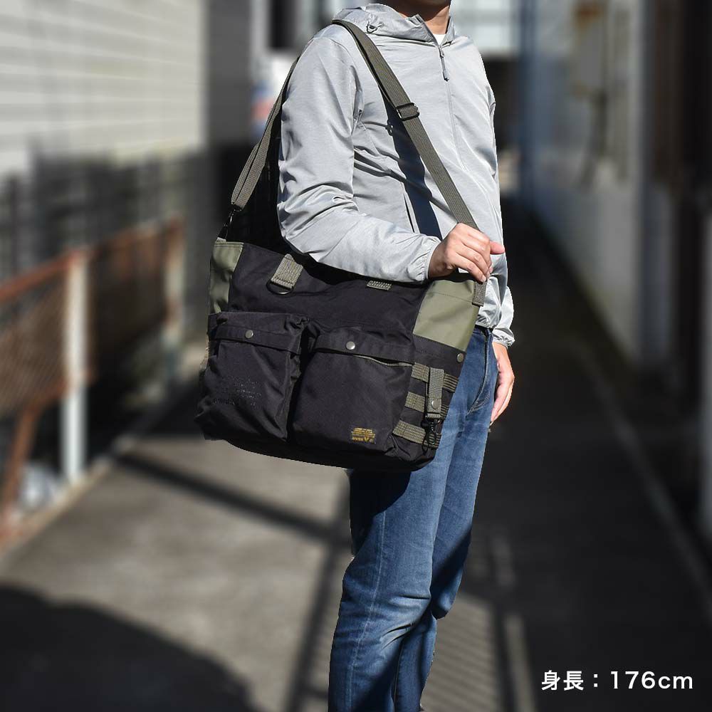 アビレックストートバッグ2WAYAVIREXメンズレディースB4A4アヴィレックスショルダーバッグトートトートバック大容量大きい大きめミリタリーブランド旅行大人カジュアルAX3002