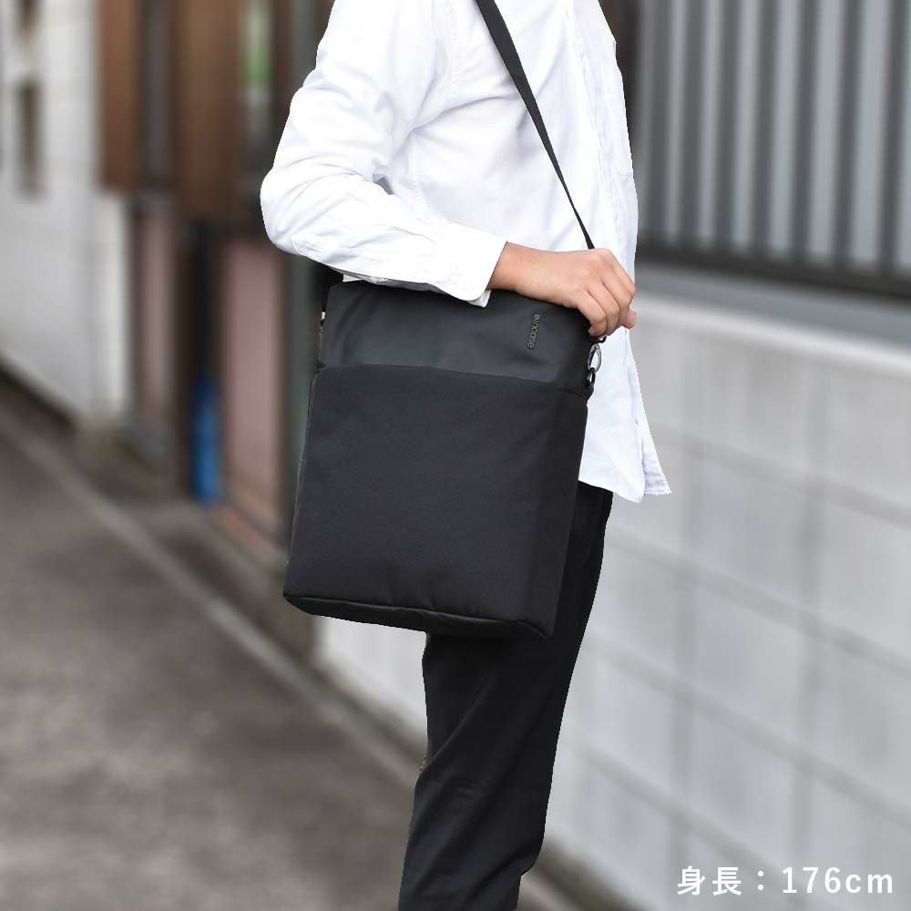 IncaseインケーストートバッグショルダーバッグA.R.C.TechTote正規品2WAYビジネスバッグA410.4LメンズレディースA.R.Cテックトートビジネス通勤通学人気おしゃれARCTechTote