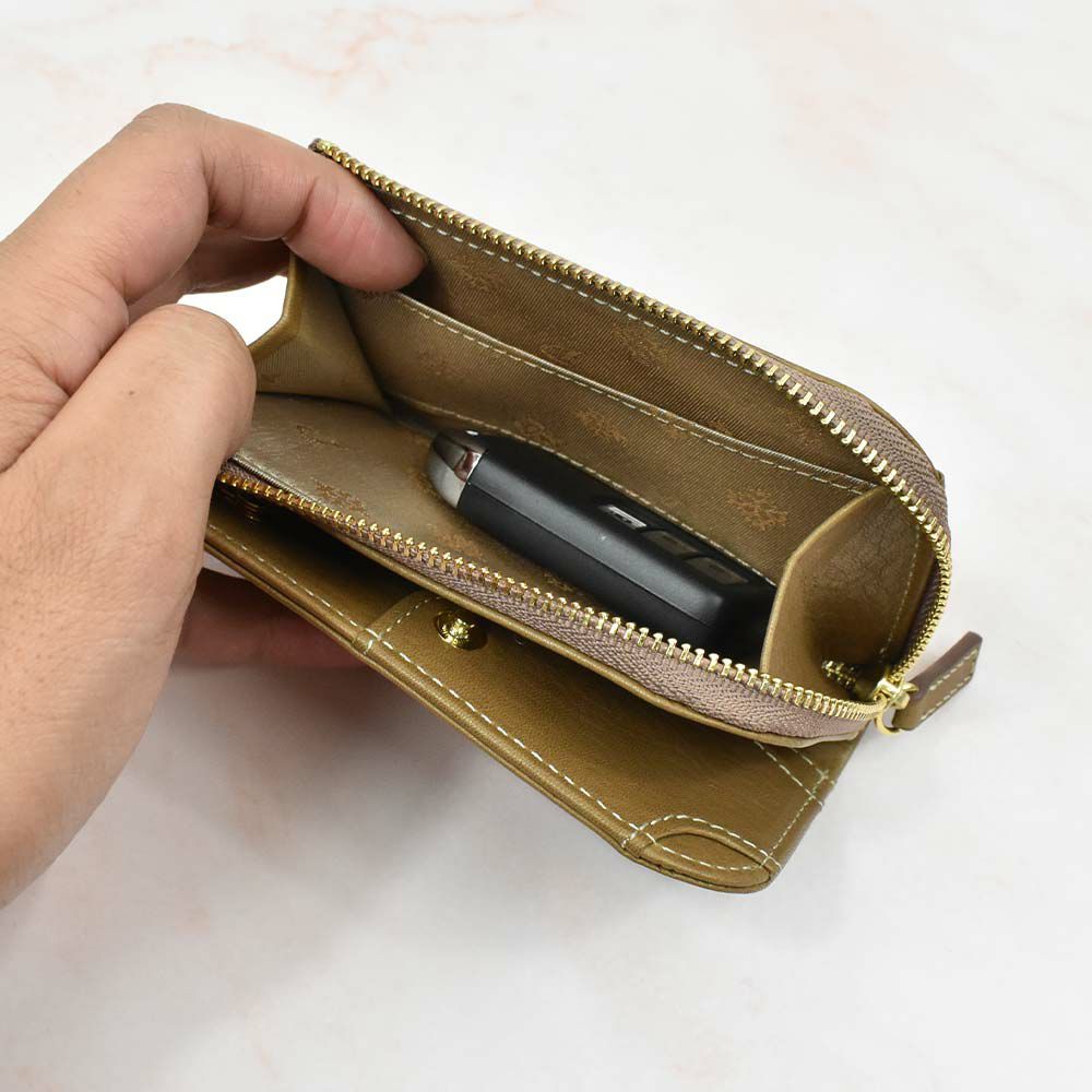 ダコタDakotaキーケース小銭入れ付きスマートキーレディース本革革レザーおしゃれファスナー付き鍵ケース鍵入れ4連コンパクト人気ブランドかわいいキーケース大容量評判女性ギフトプレゼント30346