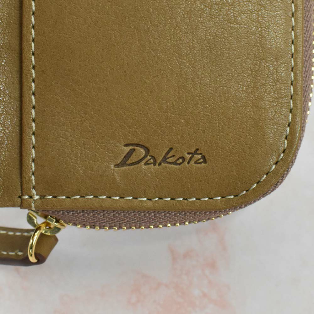 ダコタDakotaキーケース小銭入れ付きスマートキーレディース本革革レザーおしゃれファスナー付き鍵ケース鍵入れ4連コンパクト人気ブランドかわいいキーケース大容量評判女性ギフトプレゼント30346