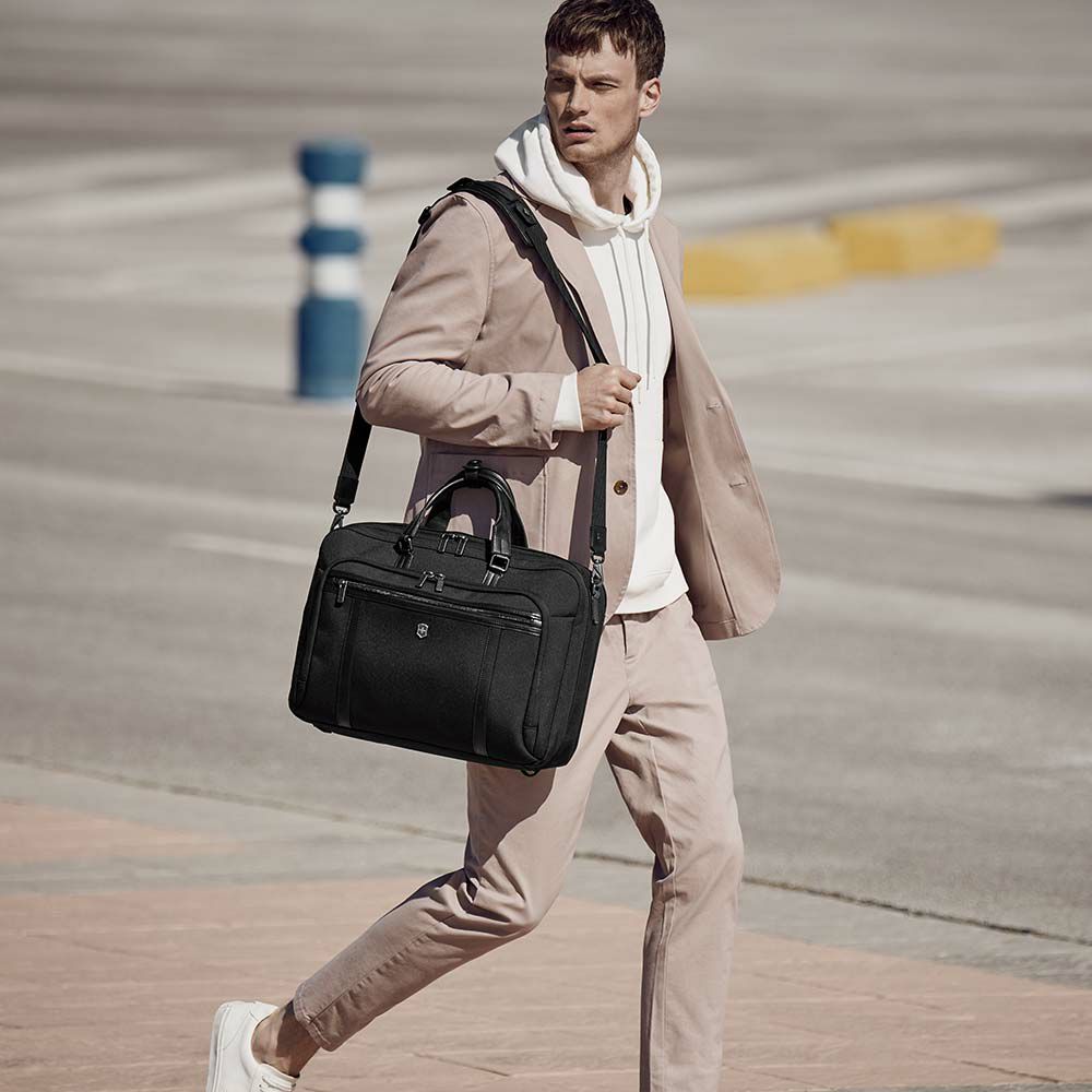 ビクトリノックス3WAYビジネスバッグVICTORINOXB421Lワークス・プロフェッショナルビジネスリュックバッグブリーフケースメンズレディースビジネスバックブランド人気通勤611469