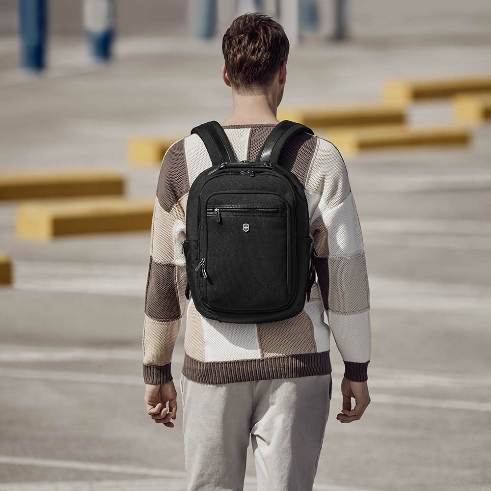 ビクトリノックスリュックビジネスリュックVICTORINOXA415Lワークス・プロフェッショナルコーデュラバッグビジネスバッグメンズレディースブランド人気通勤611474