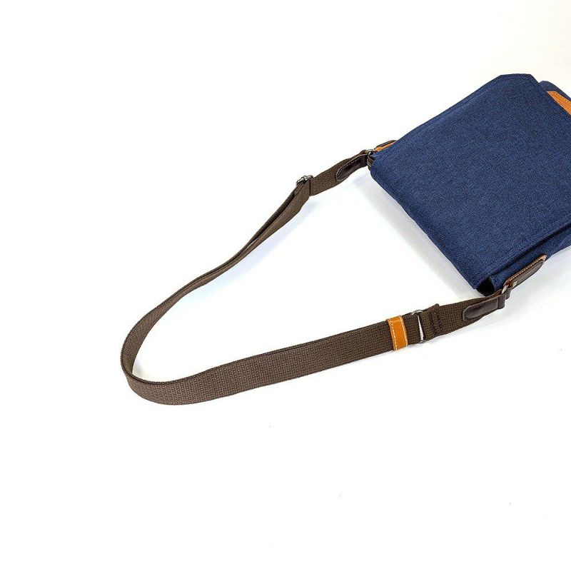 MOUSTACHEショルダーバッグムスタッシュメンズレディースショルダーショルダーバック斜めがけ斜め掛けバッグバックおしゃれかっこいいカジュアル人気軽量ブランド大人小さめ30代40代50代BMX0510
