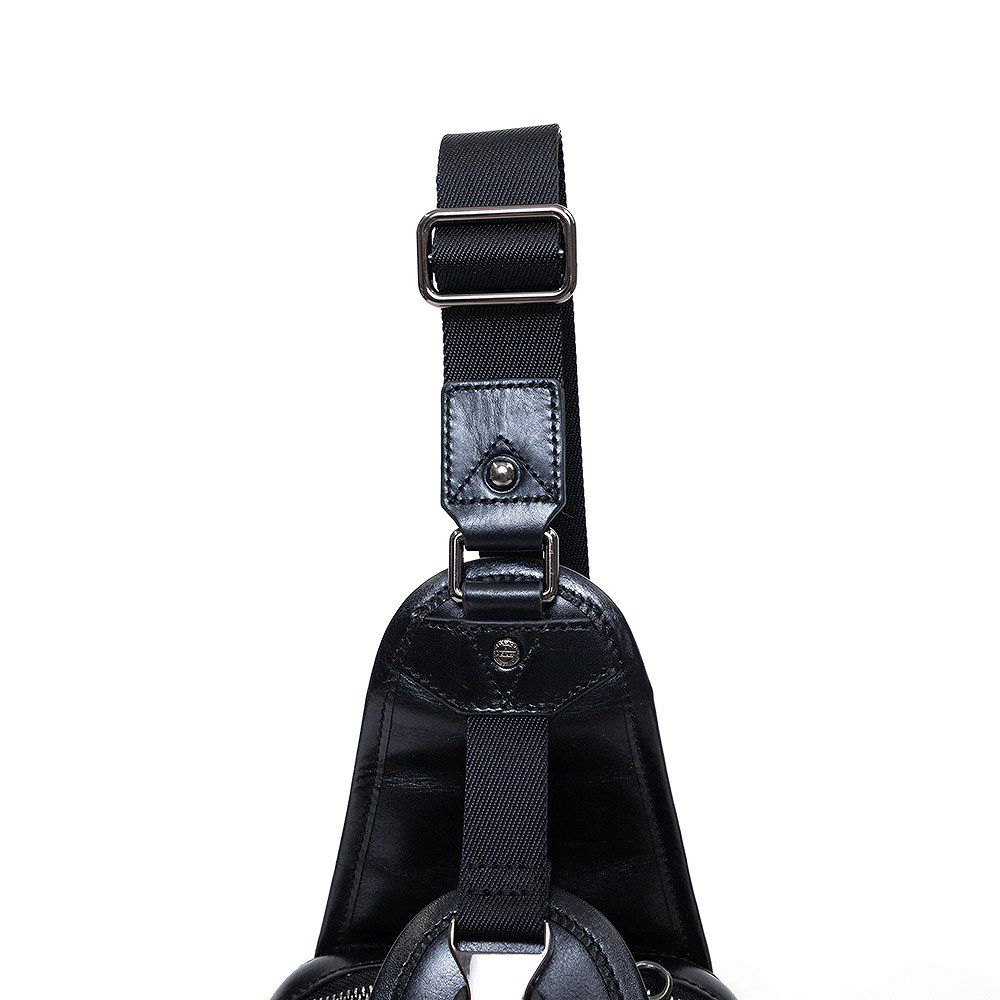 JOYAボディバッグ本革メンズ大きめジョヤ本革ボディバッグワンショルダーバック斜め掛けバッグ斜めかけバッグ革レザー本革バック大人休日ブランド40代50代60代J4200