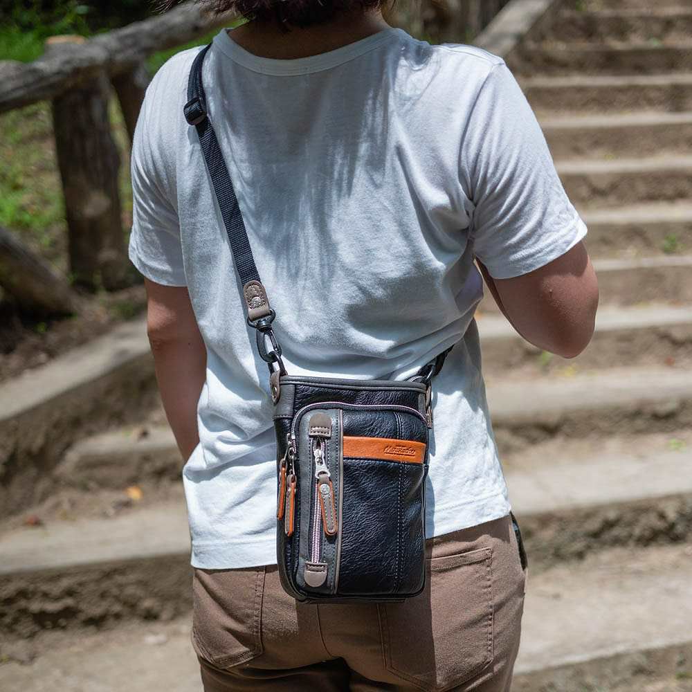 MOUSTACHEショルダーバッグベルトポーチムスタッシュメンズレディースシザーバッグ斜めがけ斜め掛けスマホポーチスマホバッグ小さめブランド大人30代40代50代YVQ-5962
