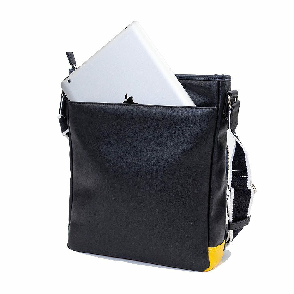 カステルバジャックバッグショルダーバッグA4サイズタテ型ドミネCASTELBAJAC大容量大きめメンズレディースブランド24113