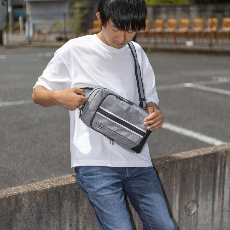 MOUSTACHEボディバッグムスタッシュワンショルダーバッグメンズレディースショルダーバッグボディバックブランド人気軽量かっこいいおしゃれBDA4986