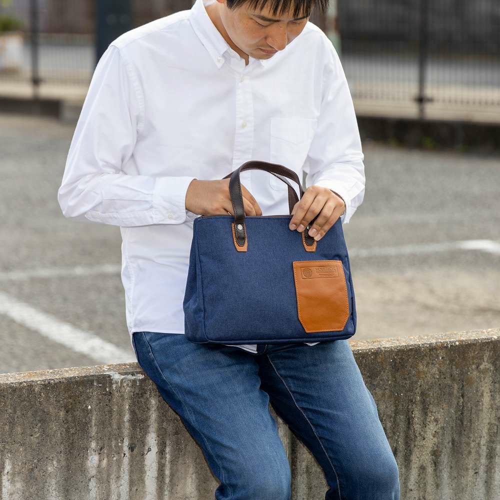 MOUSTACHEトートバッグショルダーバッグ2WAYムスタッシュメンズレディースショルダーショルダーバック斜めがけ斜め掛けおしゃれかっこいいカジュアル人気ブランド大人30代40代50代BMX-0512