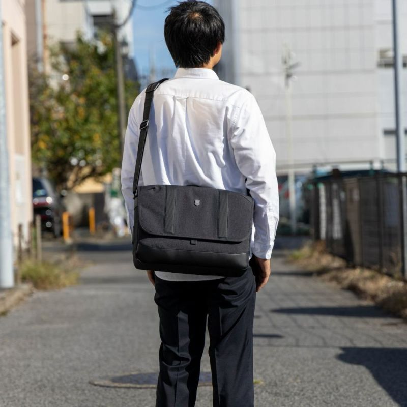 ビクトリノックスショルダーバッグVICTORINOXA413Lアーキテクチャーアーバン2メッセンジャーバッグバッグビジネスバッグメンズレディースブランド611958