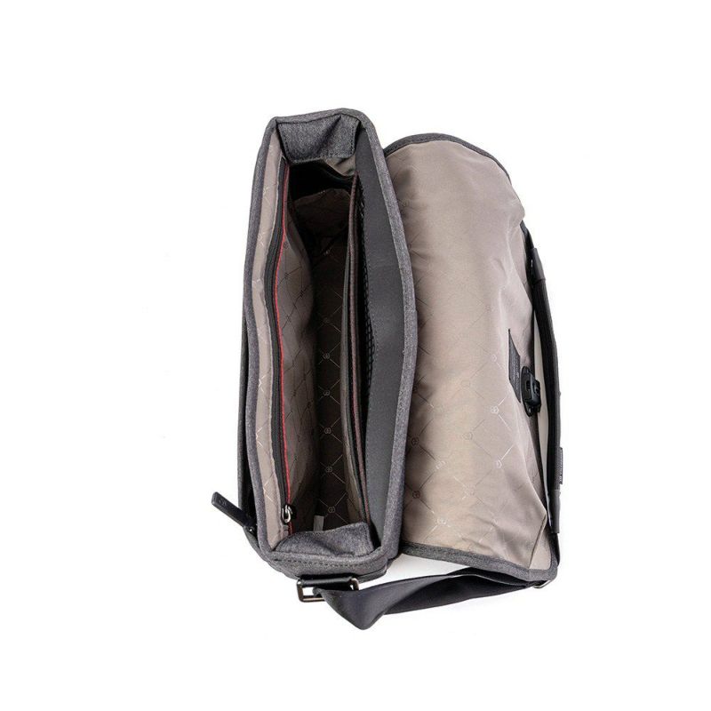 ビクトリノックスショルダーバッグVICTORINOXA413Lアーキテクチャーアーバン2メッセンジャーバッグバッグビジネスバッグメンズレディースブランド611958