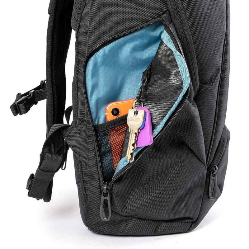 ThuleリュックスーリーA426LAccentBackpackバックパックバッグビジネスリュックPC収納パソコン収納15.6インチメンズレディースブランド3204816
