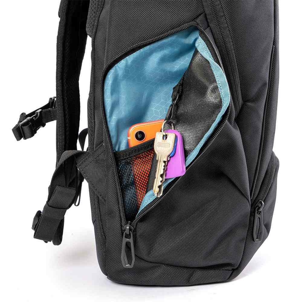 ThuleリュックスーリーA426LAccentBackpackバックパックバッグビジネスリュックPC収納パソコン収納15.6インチメンズレディースブランド3204816