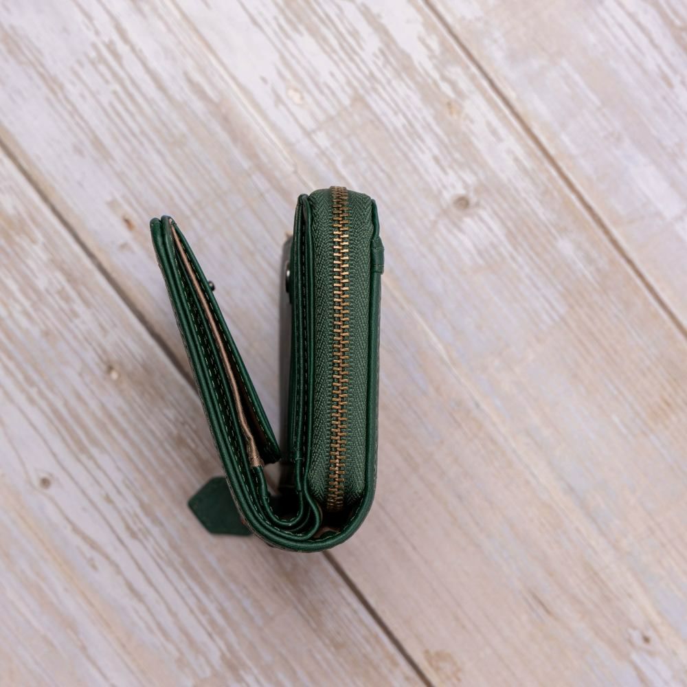 シビラ財布sybilla二つ折りムーチョレディース二つ折り財布ブランドコンパクト本革5470420