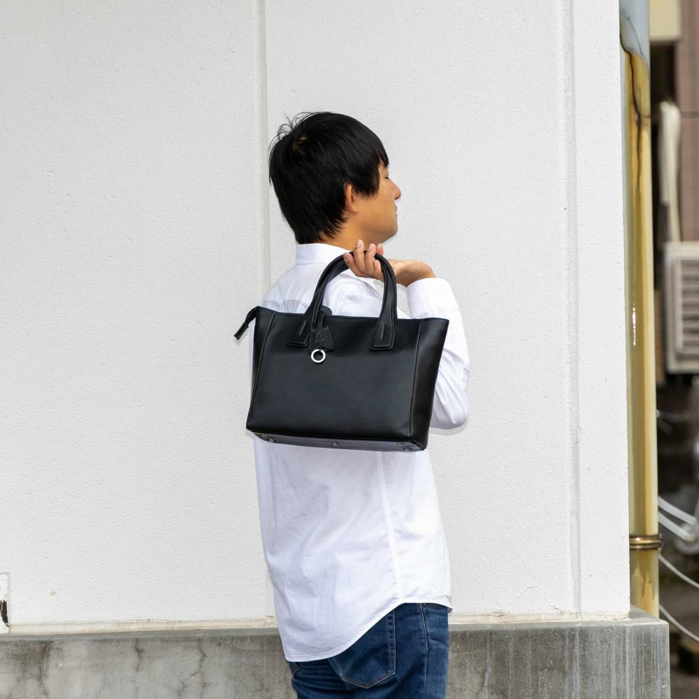 P.I.Dトートバッグミニ本革メンズピーアイディー撥水エクリールミニトートバッグドライビングトート通勤通学ビジネスレザー革ブランドカジュアルPIDピー・アイ・ディーPAZ106