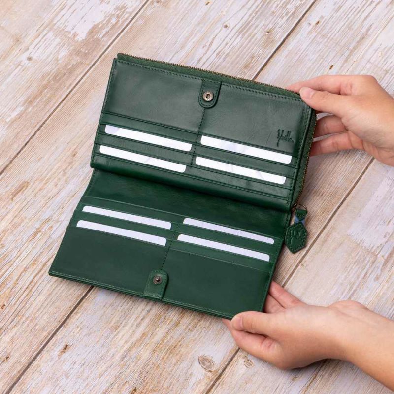 シビラ財布sybilla長財布大容量カード40枚収納可能ラウンドファスナー型ムーチョレディースブランド大容量本革カードがたくさん入る5470424