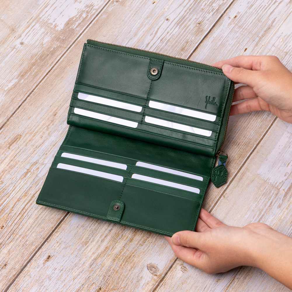 シビラ財布sybilla長財布大容量カード40枚収納可能ラウンドファスナー型ムーチョレディースブランド大容量本革カードがたくさん入る5470424