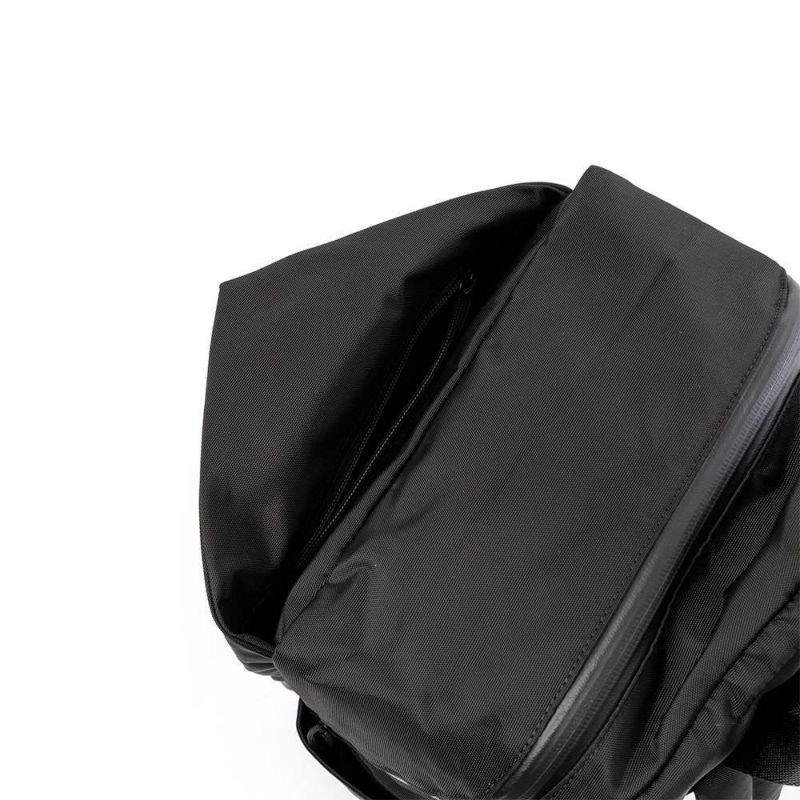 ブリーフィングBRIEFINGリュックURBANGYMPACKSメンズレディースバッグB4A4コンパクトリュックサックスポーツリュックブランドジム通いジムバッグスポーツナイロンBRL223P01