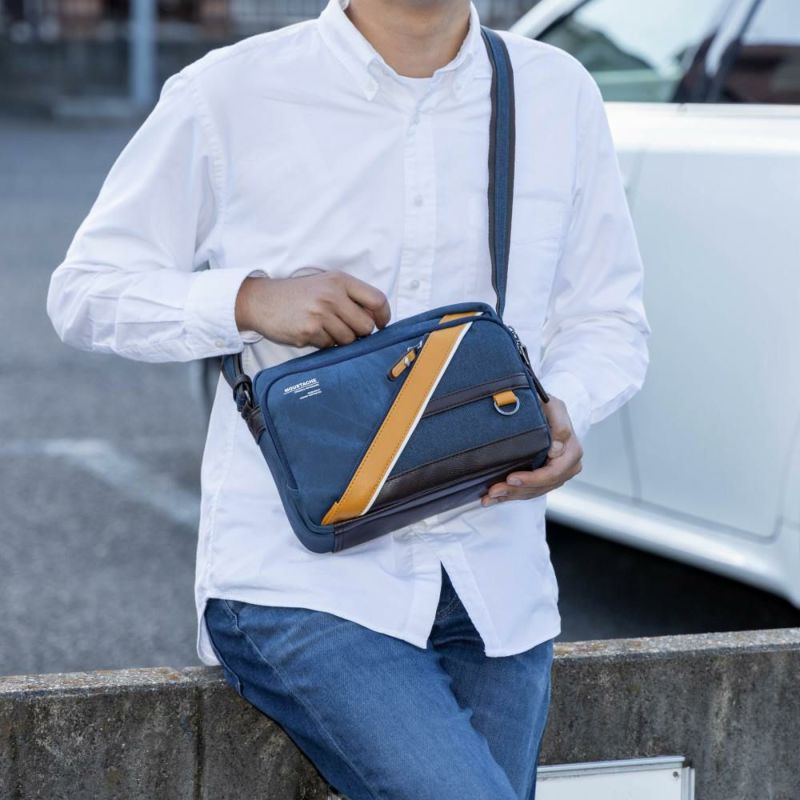 MOUSTACHEショルダーバッグムスタッシュメンズレディースショルダーショルダーバック斜めがけ斜め掛けバッグバックおしゃれかっこいいカジュアル人気通学軽量ブランド大人30代40代50代JBJ0390