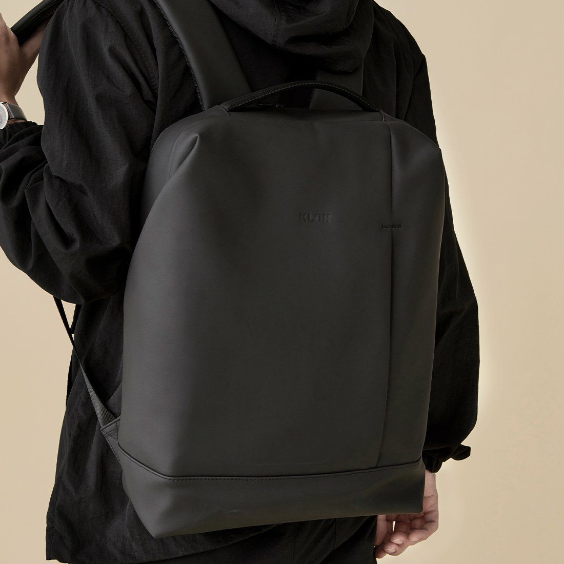 KLONリュッククローンメンズレディースMATTECOATEDRUCKSACK-BOD16Lバックパックリュックサック通学通勤撥水おしゃれブラック黒モノトーン