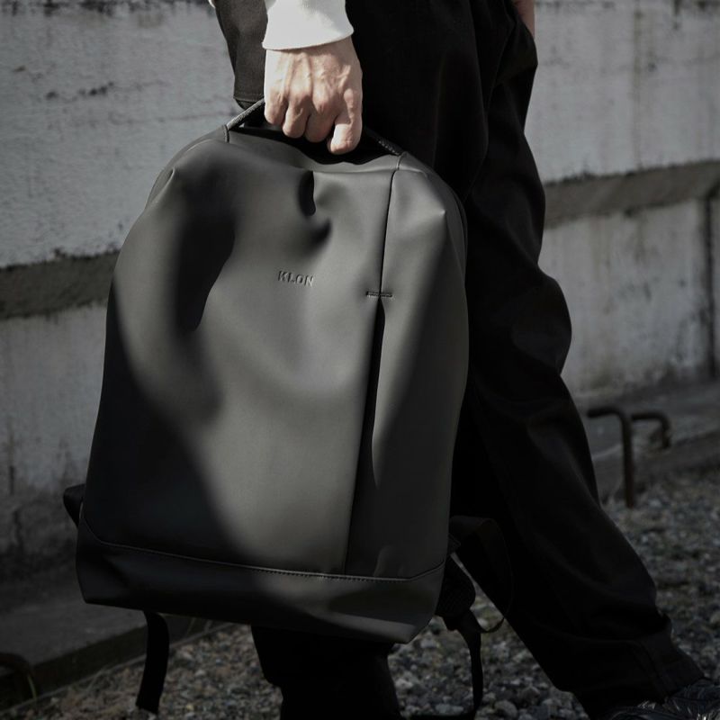 KLONリュッククローンメンズレディースMATTECOATEDRUCKSACK-BOD16Lバックパックリュックサック通学通勤撥水おしゃれブラック黒モノトーン