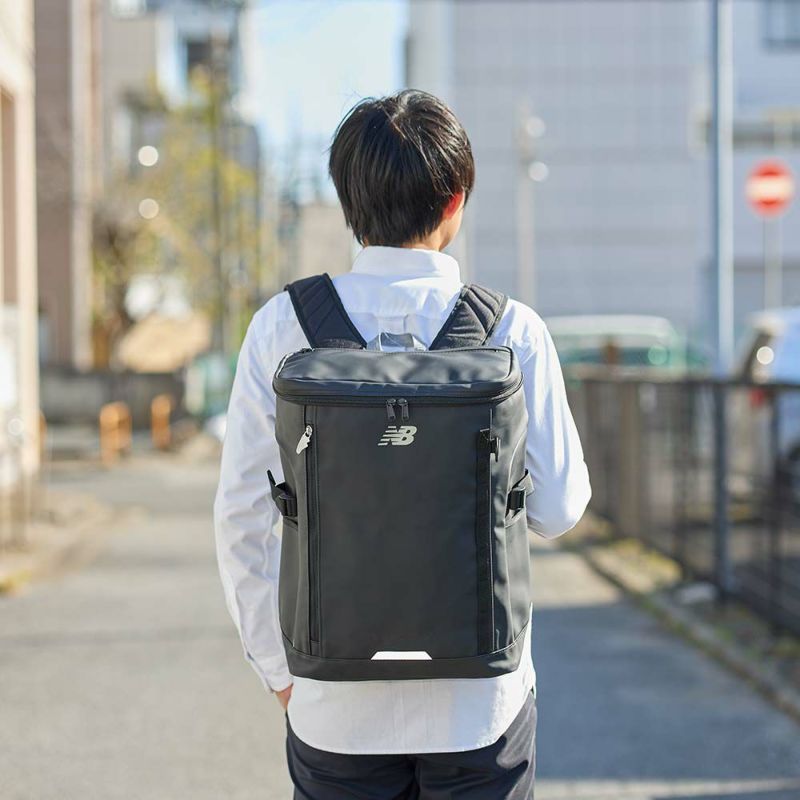 ニューバランスリュック通学限定カラー最上位モデルnewbalance30LA3ボックス型リュックサック男子女子中学生高校生女子高生メンズレディーススポーツリュック防水撥水大容量2025年LAB45692