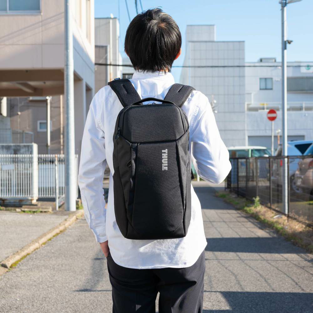 ThuleリュックスーリーA420LAccentBackpackバックパックコンパクトバッグビジネスリュックパソコン収納14インチメンズレディースブランド3204812