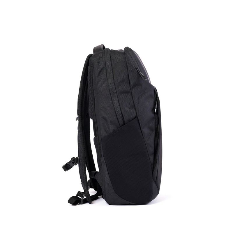 ThuleリュックスーリーA420LAccentBackpackバックパックコンパクトバッグビジネスリュックパソコン収納14インチメンズレディースブランド3204812