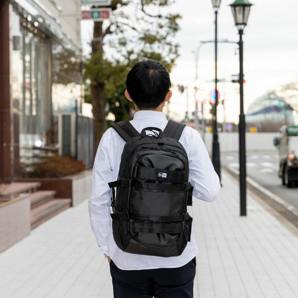 ニューエラリュックNEWERA33LSKATEBOARDURBANPACKリュックサック通学メンズレディース男子女子中学生高校生大学生通学リュックスポーツリュック大容量スケボースケートボードNEWERA