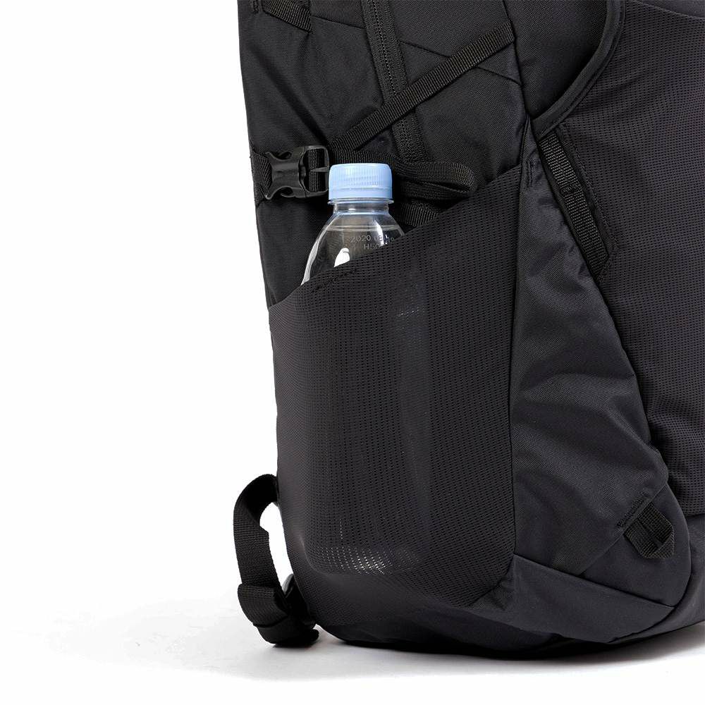 ThuleリュックスーリーB426LEnRouteBackpackバックパック大容量バッグPC収納パソコン収納メンズレディースブランド3204846