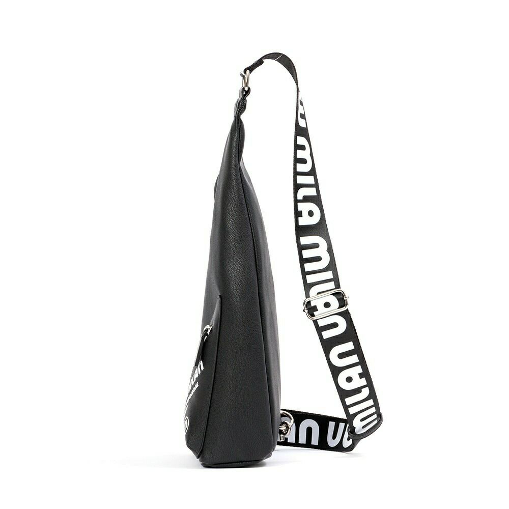 ミラ・ミランボディバッグワンショルダーバッグブランドメンズレディースmilamilanプリモショルダーバッグボディバック大容量大きめおしゃれミラミラン人気261912