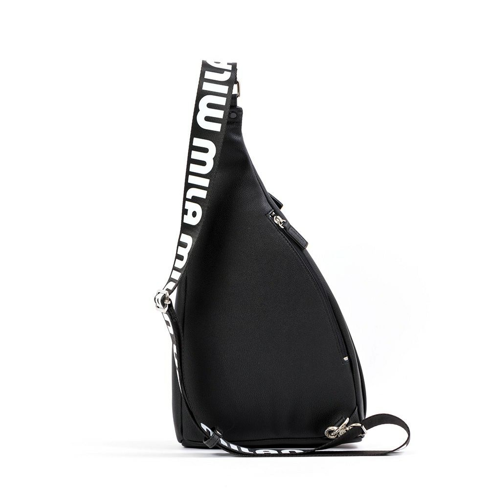 ミラ・ミランボディバッグワンショルダーバッグブランドメンズレディースmilamilanプリモショルダーバッグボディバック大容量大きめおしゃれミラミラン人気261912