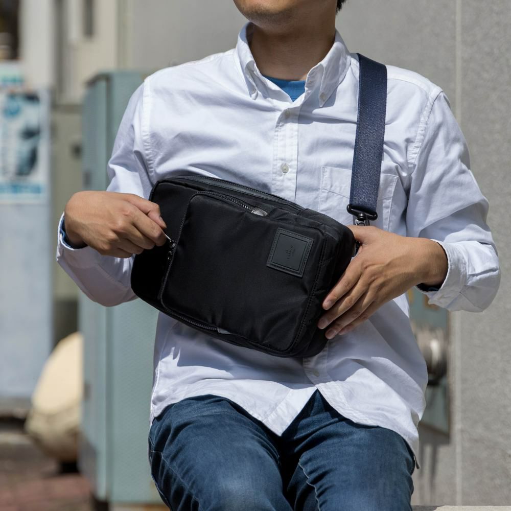 ランバンオンブルーボディバッグLANVINenBleuショートメンズレディースワンショルダーバッグブランドコンパクト大人おしゃれ人気スマートショルダーバッグ斜めがけ541901