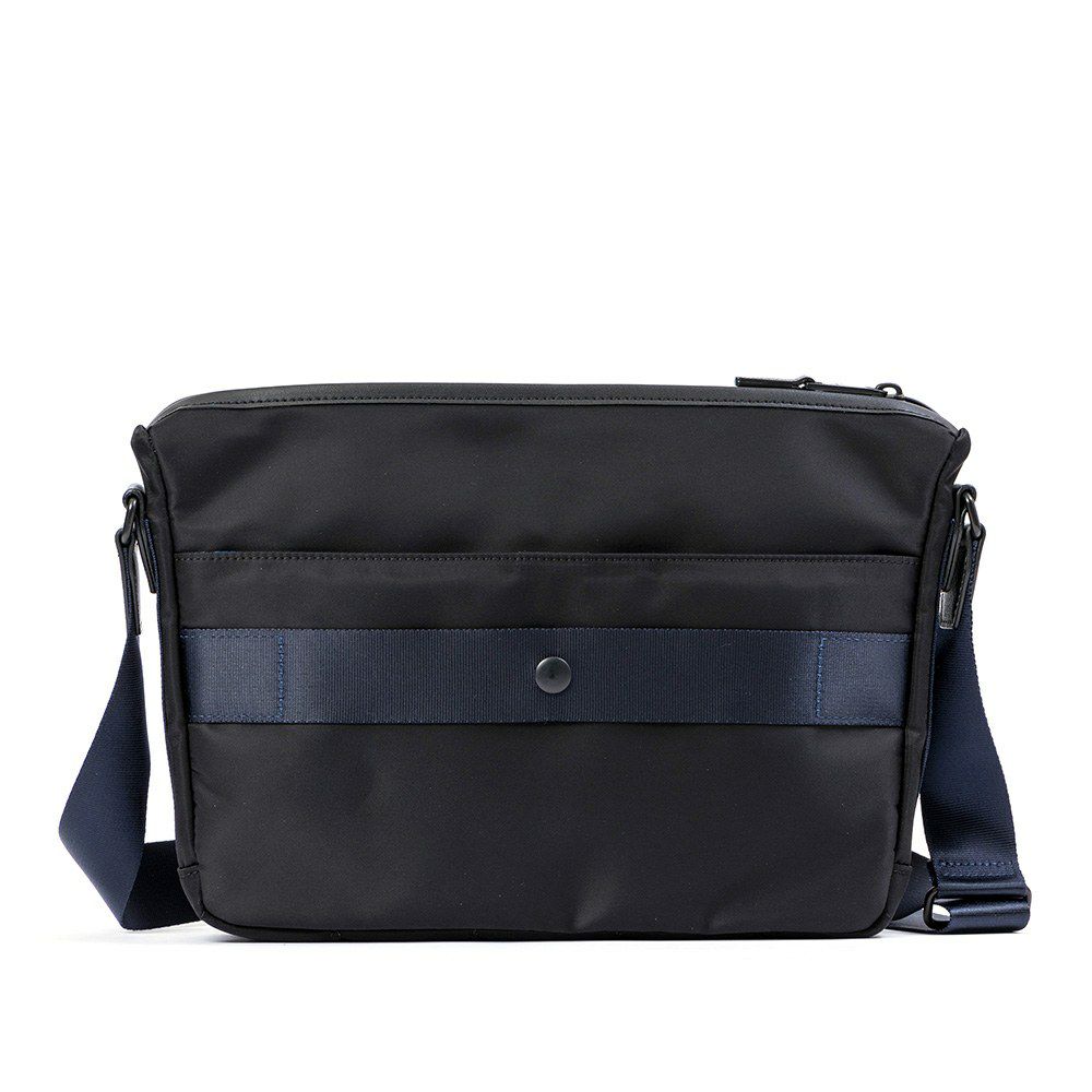 ランバンオンブルーショルダーバッグB5LANVINenBleuショート大容量大きめメンズレディースブランド薄いコンパクト大人おしゃれ人気スマート斜めかけバッグ斜め掛けバッグ541102