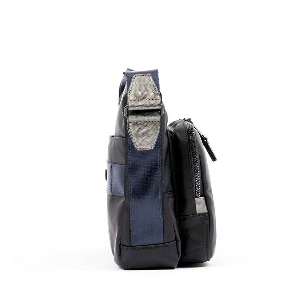 ランバンオンブルーショルダーバッグB5LANVINenBleuショート大容量大きめメンズレディースブランド薄いコンパクト大人おしゃれ人気スマート斜めかけバッグ斜め掛けバッグ541102