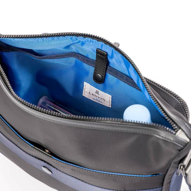 ランバンオンブルーショルダーバッグB5LANVINenBleuショート大容量大きめメンズレディースブランド薄いコンパクト大人おしゃれ人気スマート斜めかけバッグ斜め掛けバッグ541102
