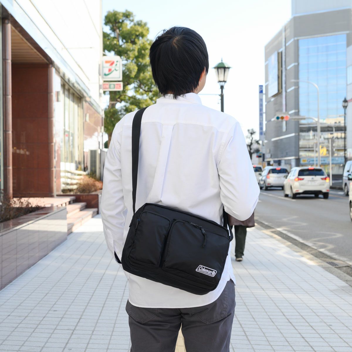 コールマンショルダーバッグColemanWALKERSHOULDERショルダーバックメンズレディースショルダー斜めがけ斜め掛け肩掛けカバンおしゃれ人気通学通勤ブランド大きめ大人ウォーカーショルダー