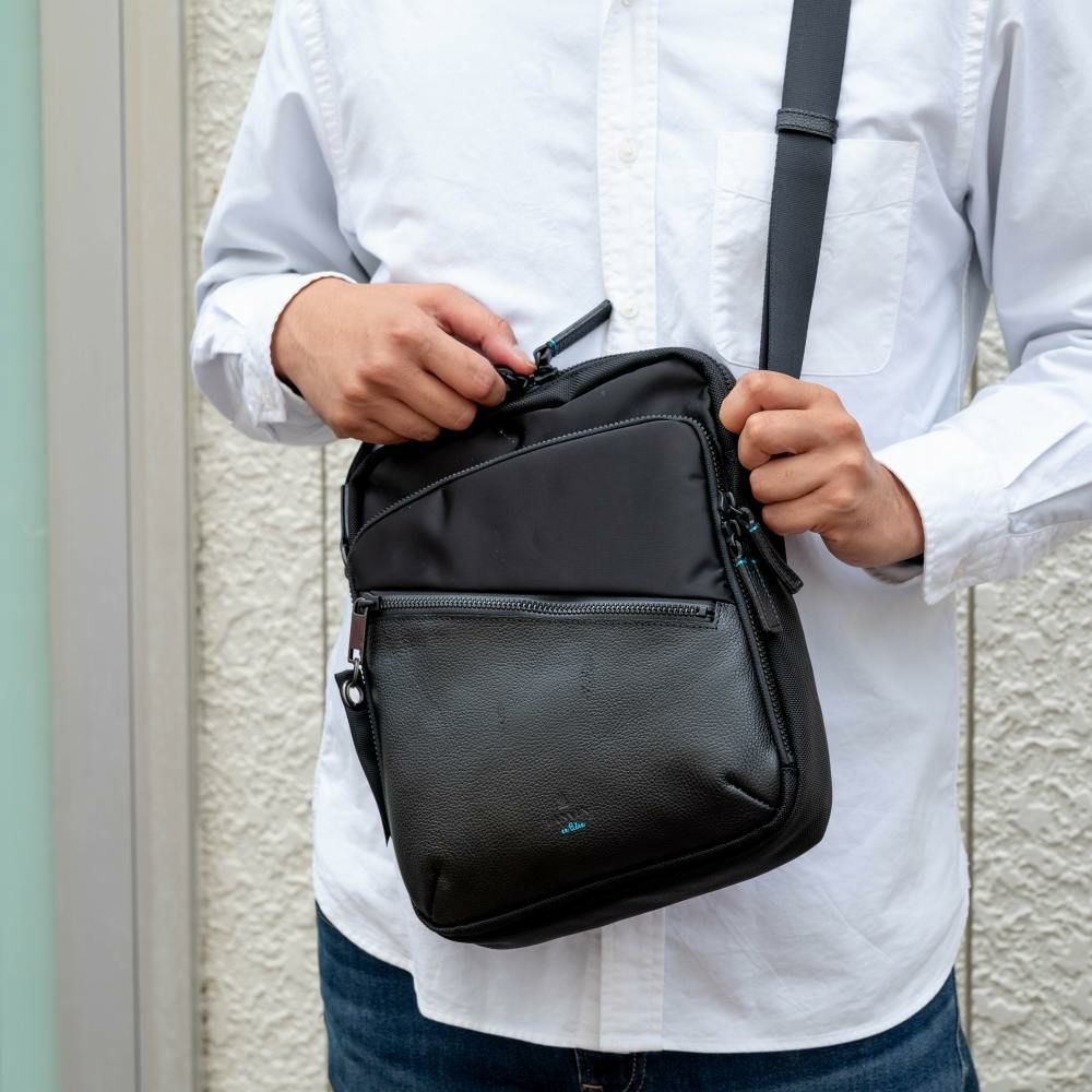 ランバンオンブルーショルダーバッグB5LANVINenBleuショート大容量大きめメンズレディースブランド大人おしゃれ人気スマートショルダーバック斜めかけバッグ斜め掛けバッグ564122