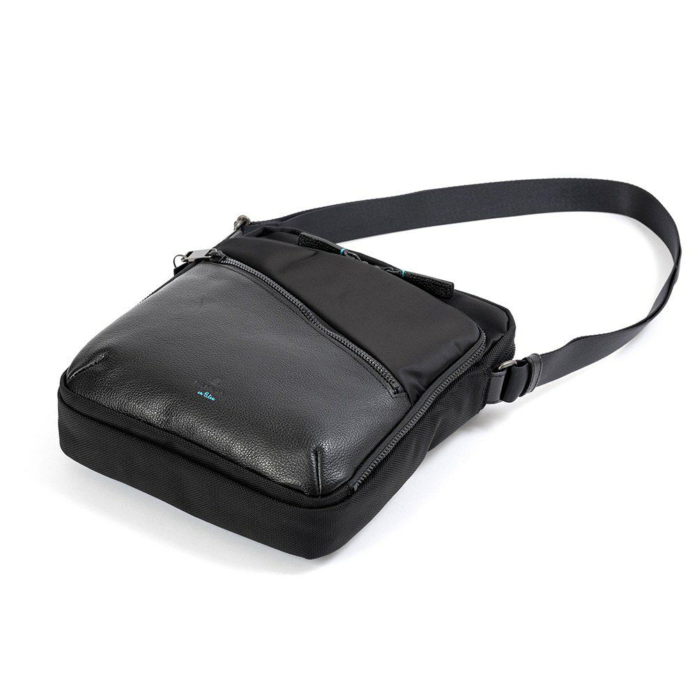 ランバンオンブルーショルダーバッグB5LANVINenBleuショート大容量大きめメンズレディースブランド大人おしゃれ人気スマートショルダーバック斜めかけバッグ斜め掛けバッグ564122