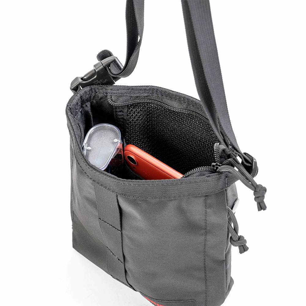 ブリーフィングBRIEFINGショルダーバッグJUMPERSSメンズレディースJUMPショルダーバックミニショルダーサブバッグ旅行海外旅行フェスBRA231L69