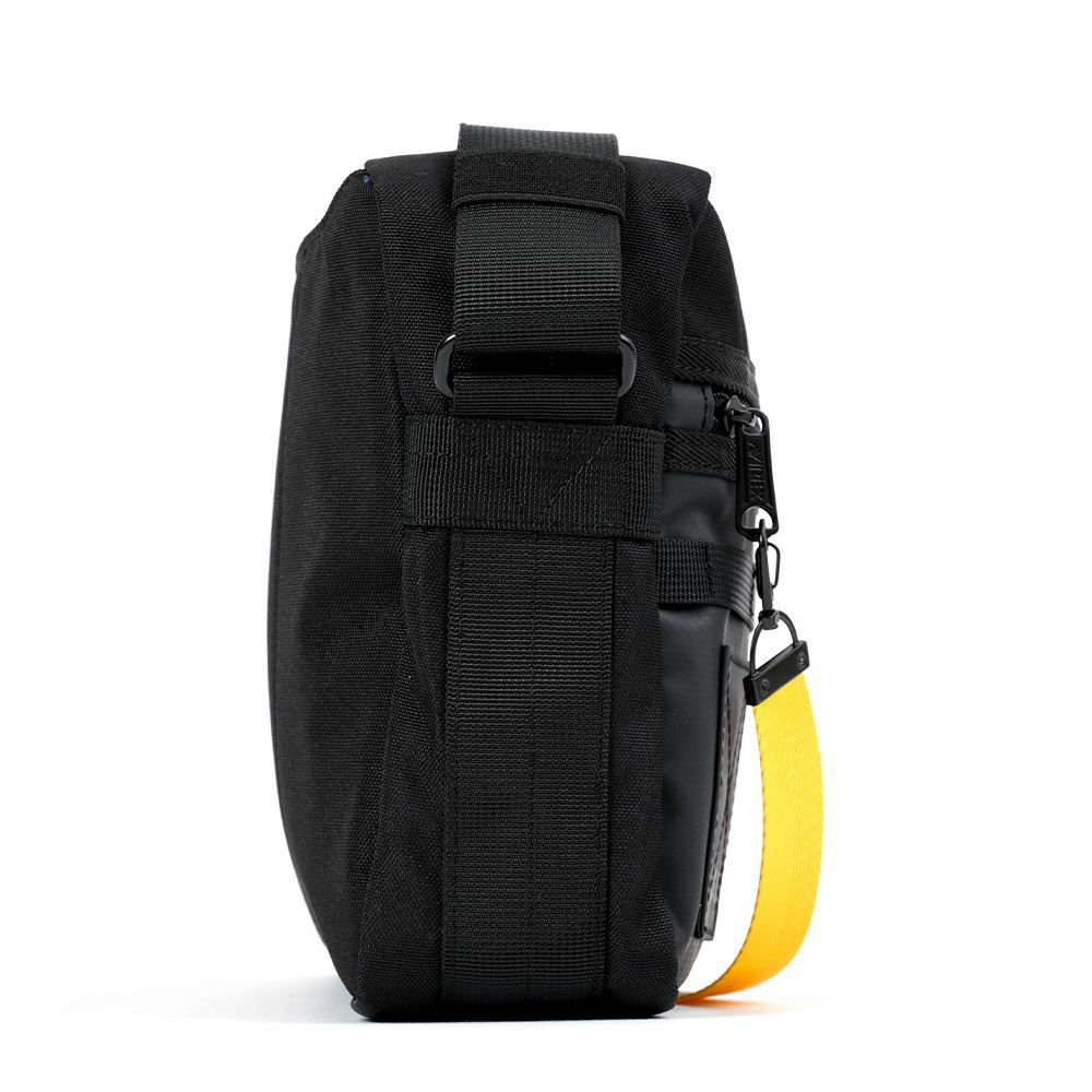 AVIREXショルダーバッグアビレックスメンズ小さめブランドバッグショルダーバック斜め掛けバッグ斜めがけバッグ肩掛けカバン斜めがけ斜め掛け人気シンプル大人おしゃれアヴィレックスAVX603