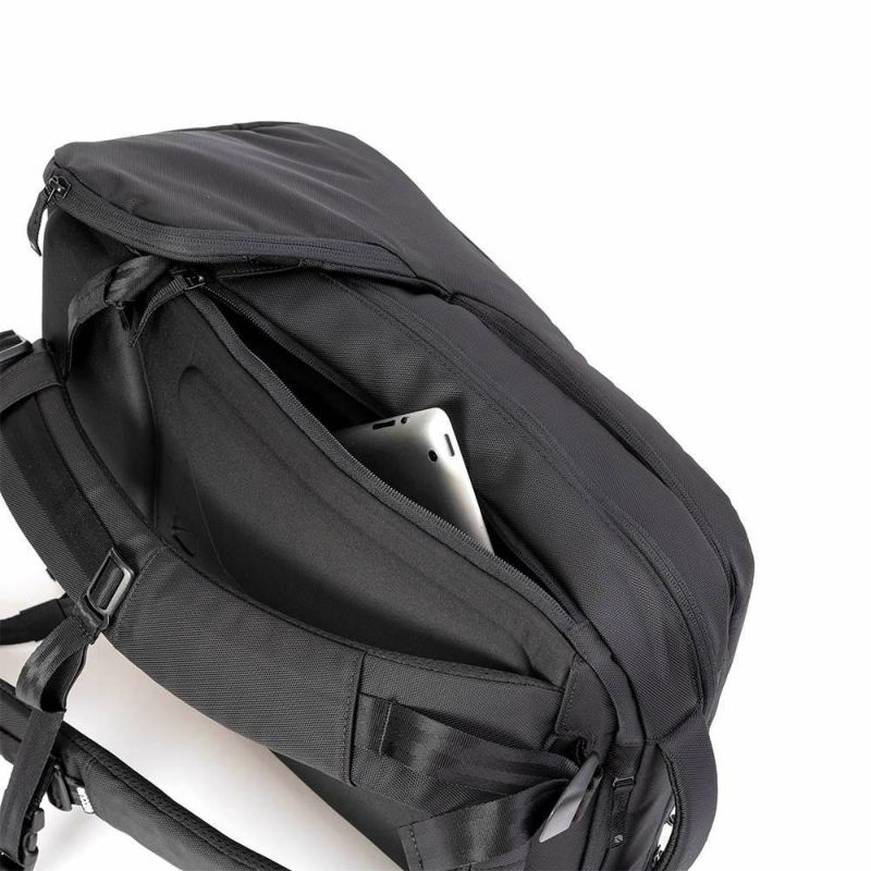 IncaseインケースリュックICONPack正規品バックパックB4メンズレディースアイコンパックナイロンPCリュックビジネスリュックビジネス通勤通学コンパクト3717304537173047