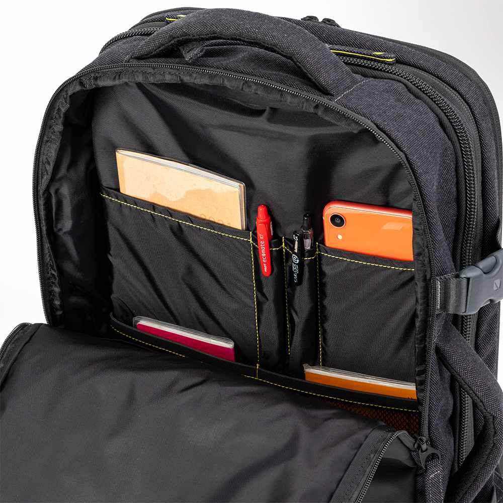 IncaseインケースリュックEOTravelBackPack正規品バックパックB427Lメンズレディース大容量EOトラベルバックパックPCリュックビジネスリュックビジネス出張通勤通学旅行人気おしゃれEOTRAVELBACKPACK
