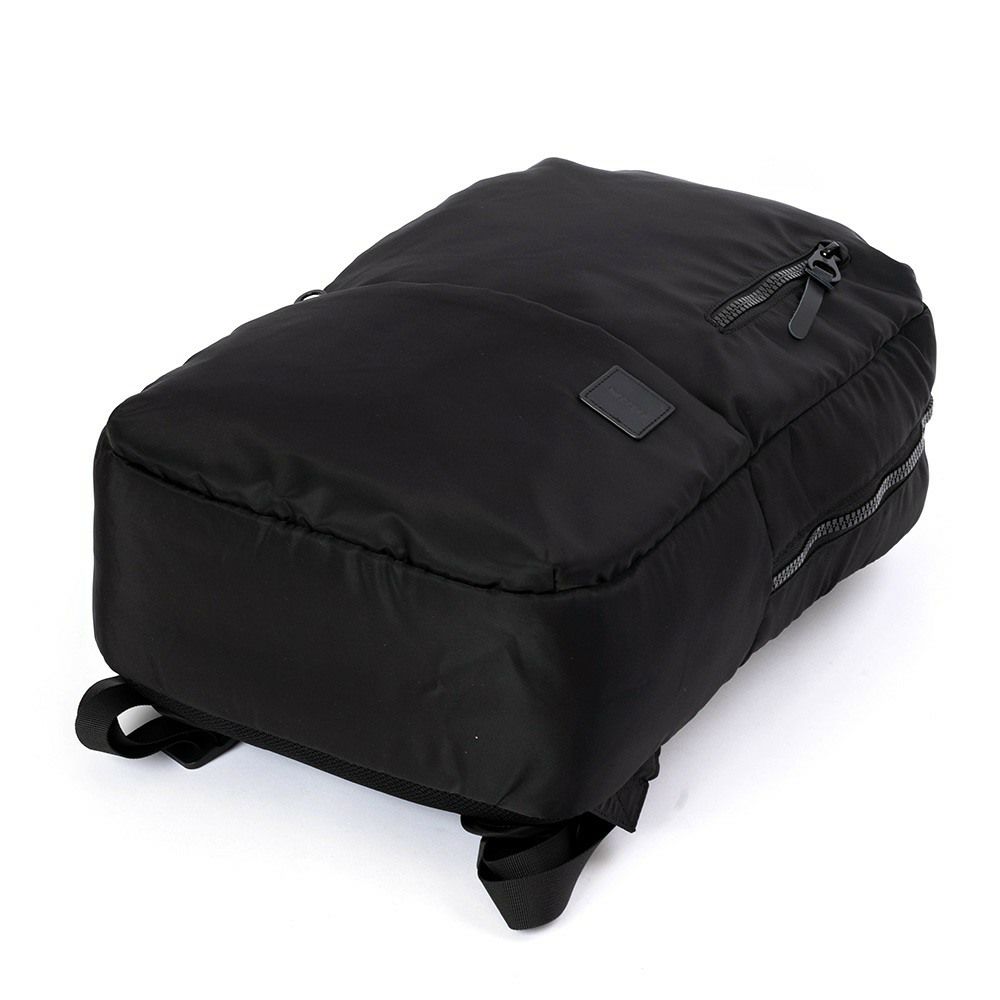 IncaseインケースリュックCampassBackpack正規品B4メンズレディースビジネスリュックコンパスバックパック通勤通学大容量人気カジュアルおしゃれ3719100637191007