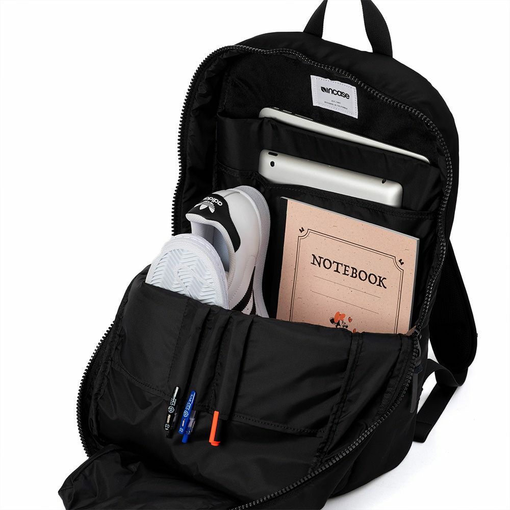 IncaseインケースリュックCampassBackpack正規品B4メンズレディースビジネスリュックコンパスバックパック通勤通学大容量人気カジュアルおしゃれ3719100637191007