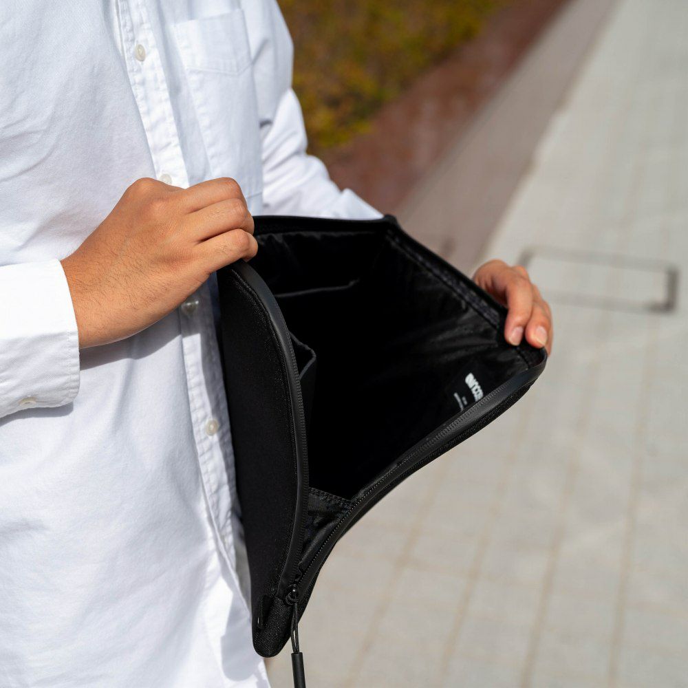 IncaseインケースPCケースFacetSleeve正規品B4メンズレディースファクテットスリーブ13インチ通勤通学大容量人気カジュアルおしゃれ137213053012137213053013